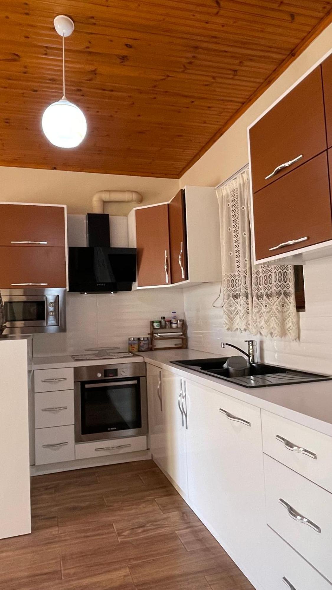 July Seaview Apartments Sarandë Exterior foto