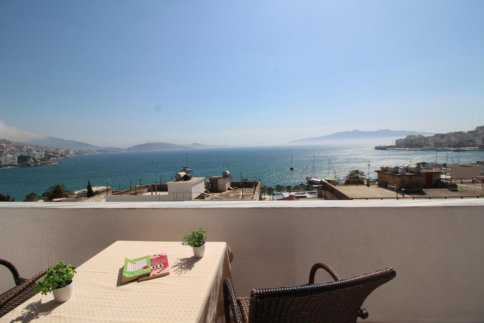 July Seaview Apartments Sarandë Exterior foto