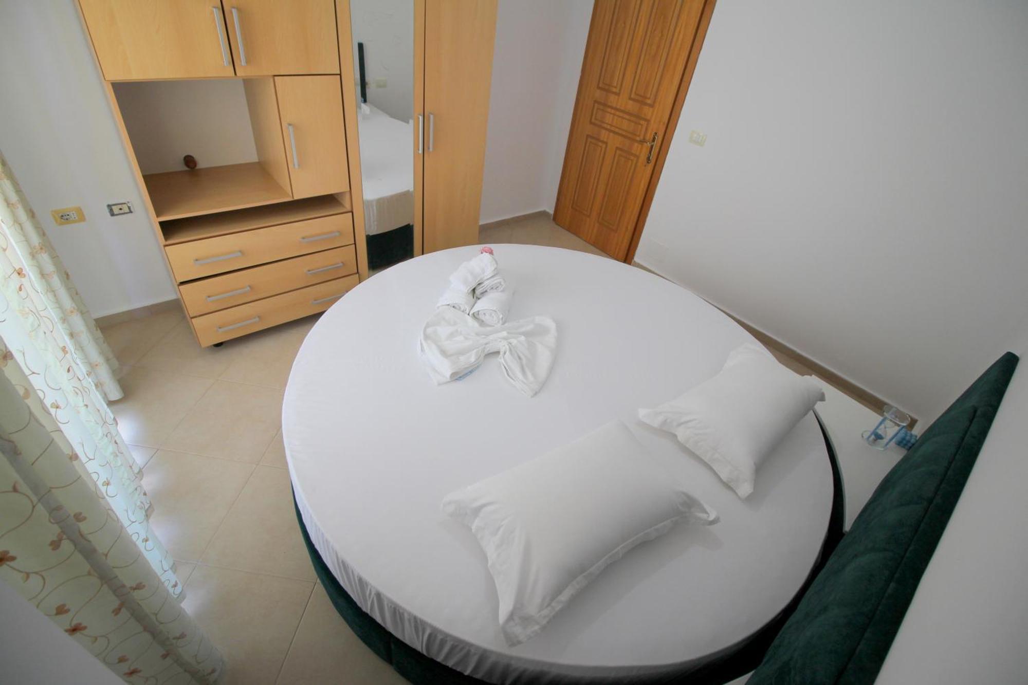 July Seaview Apartments Sarandë Exterior foto